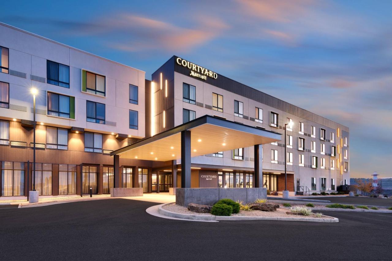 Courtyard By Marriott Cedar City Hotel Exterior foto